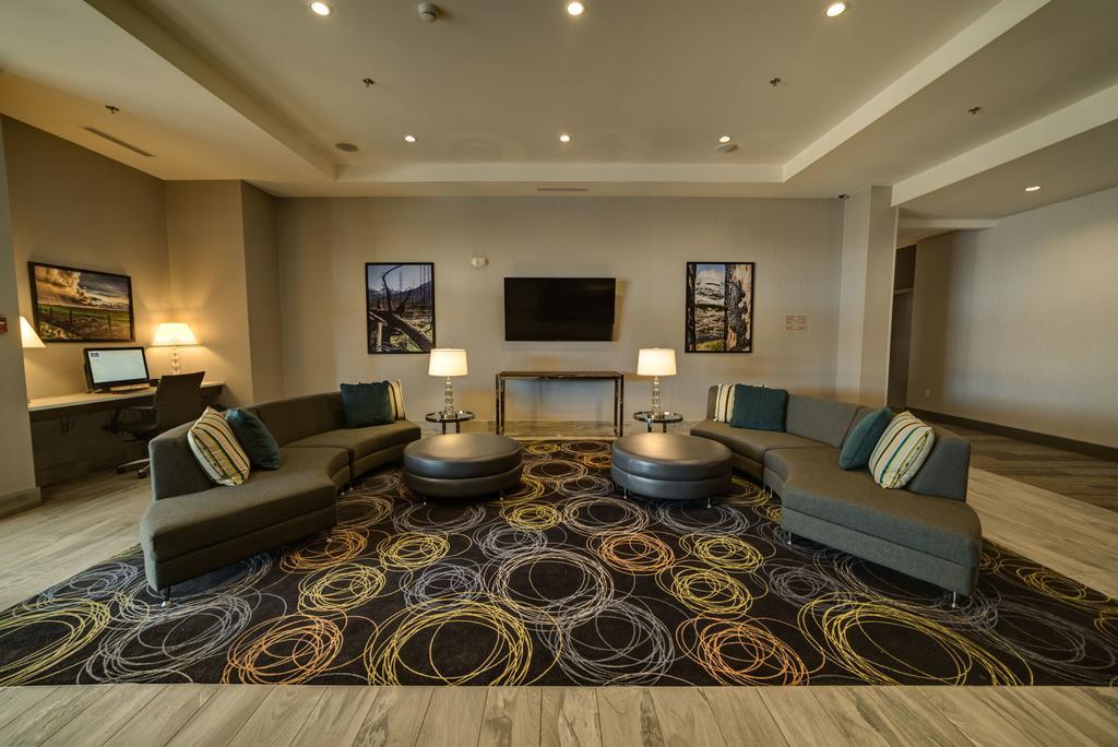 Candlewood Suites West Edmonton - Mall Area By Ihg Bagian luar foto