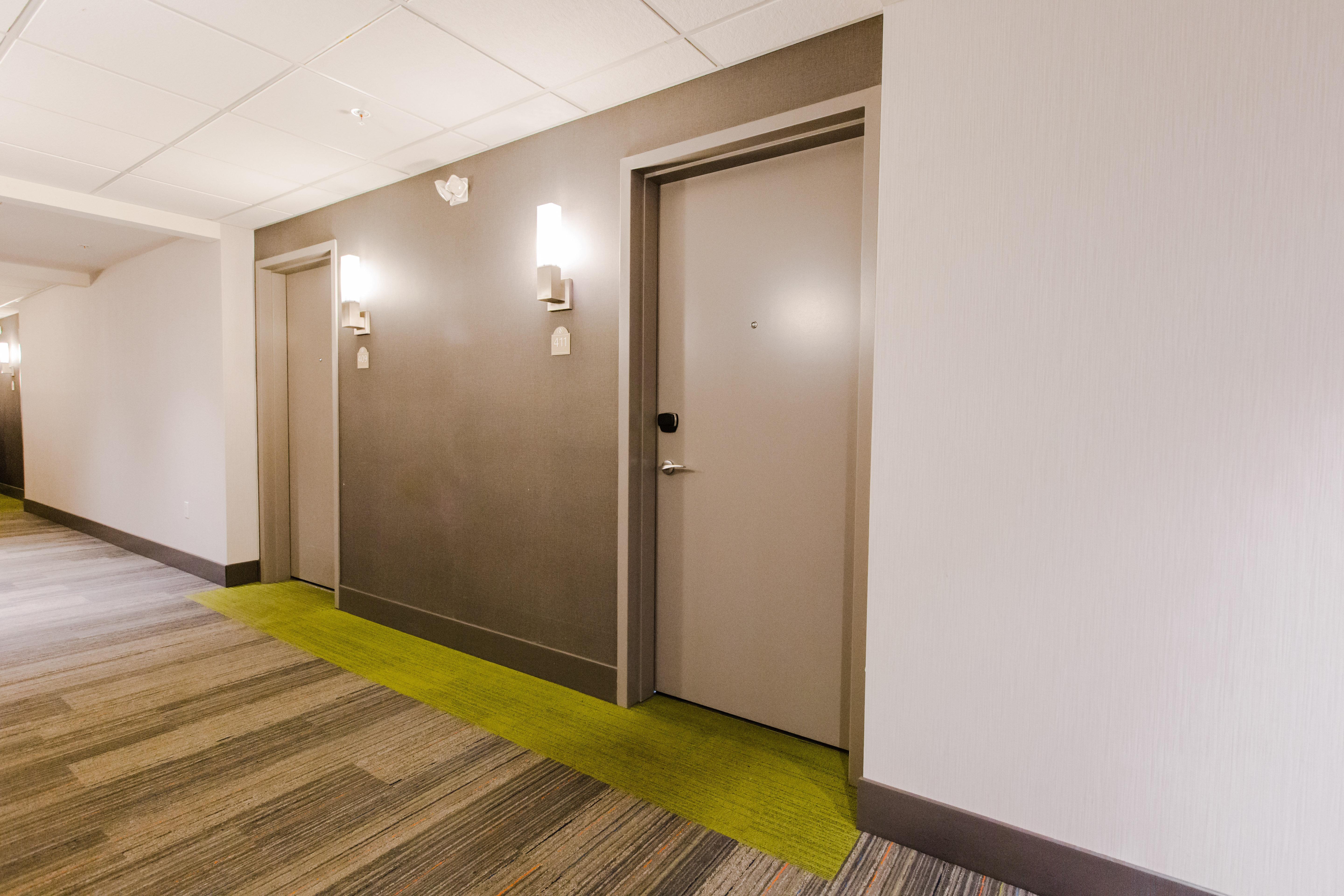 Candlewood Suites West Edmonton - Mall Area By Ihg Bagian luar foto